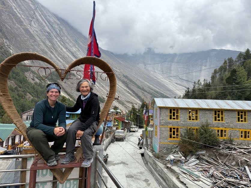 Mei-Mei and Regan on the Annapurna Circuit
