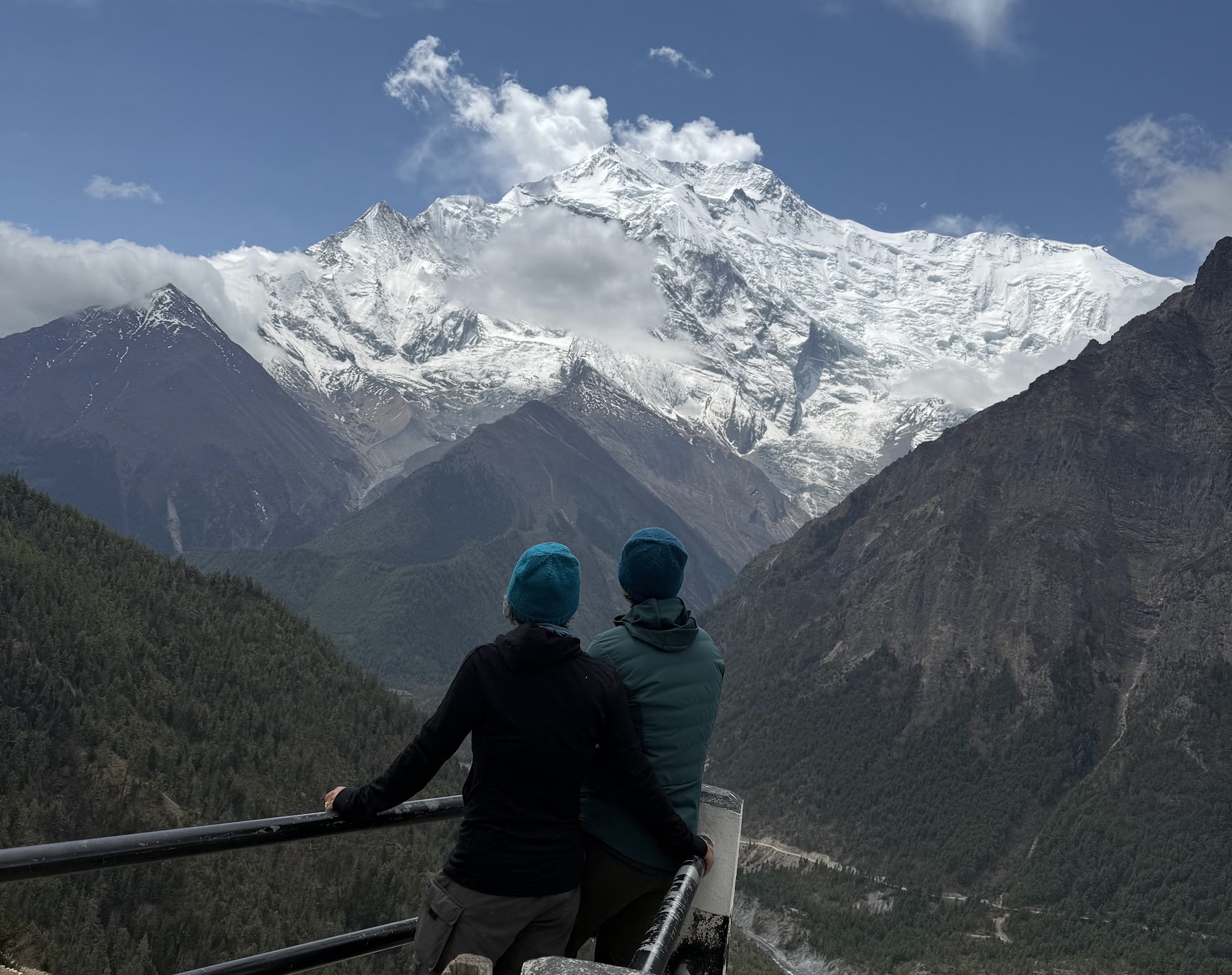 Mei-Mei and Regan on the Annapurna Circuit